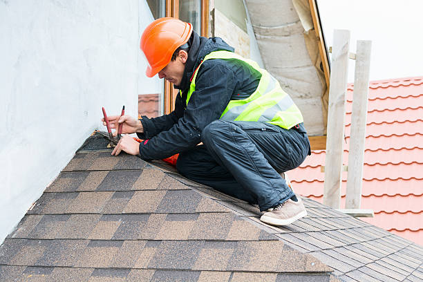 Roof Gutter Cleaning in Lincoln Village, OH